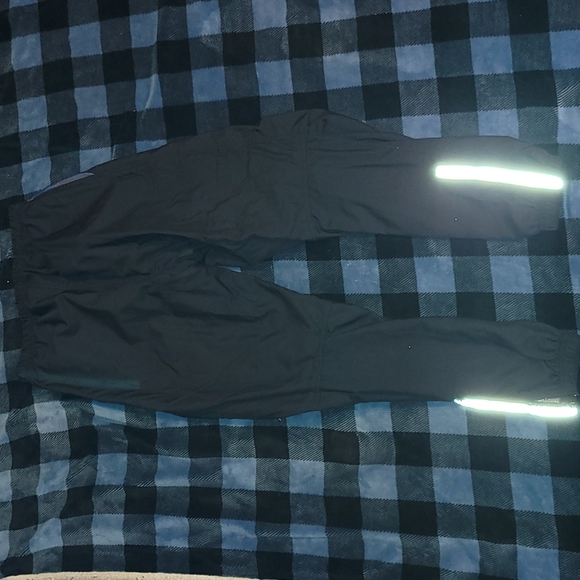 Vintage.  Made in USA. Bellwether. Cycling or jogging pants.  Polyester size Med - Picture 8 of 9